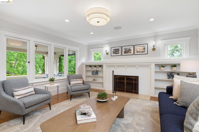 153 Arbor Dr, Piedmont, CA 94610
