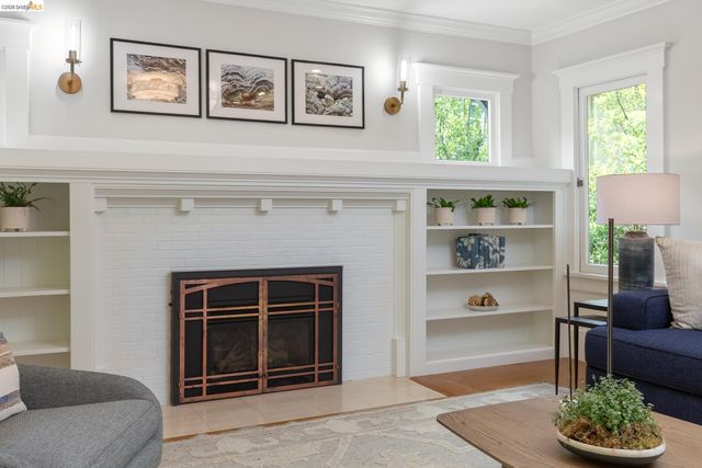 153 Arbor Dr, Piedmont, CA 94610