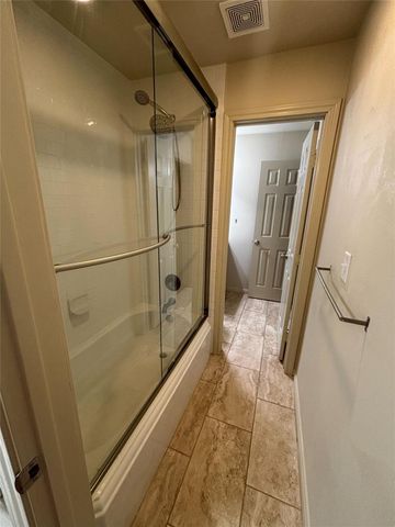 7600 Emmett F Lowry Expressway 404, Texas City, TX 77591