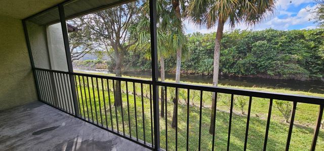 7879 Willow Spring Drive 923, Lake Worth, FL 33467