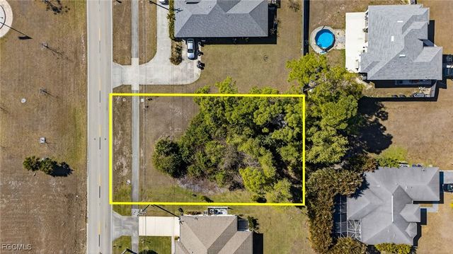 719 Milwaukee BLVD, Lehigh Acres, FL 33974