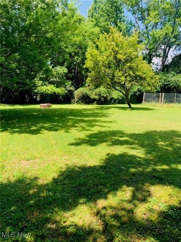 1528 Felton Road, South Euclid, OH 44121