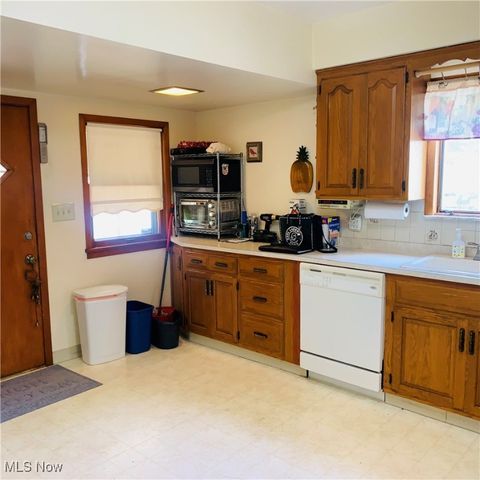 1528 Felton Road, South Euclid, OH 44121