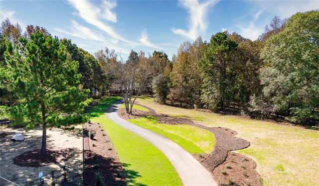 560 Great Salt Lane, Hoschton, GA 30548