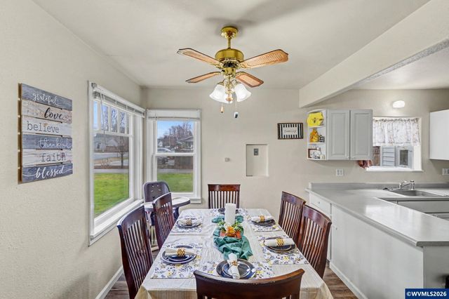 1180 Shady Ln NE Ln, Keizer, OR 97303