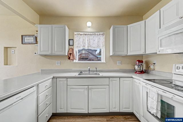 1180 Shady Ln NE Ln, Keizer, OR 97303