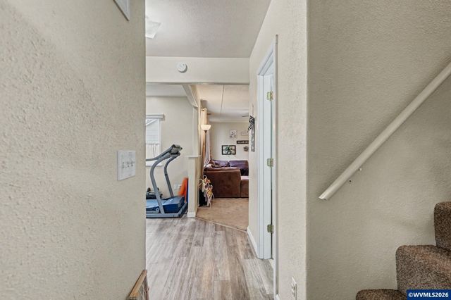 1180 Shady Ln NE Ln, Keizer, OR 97303