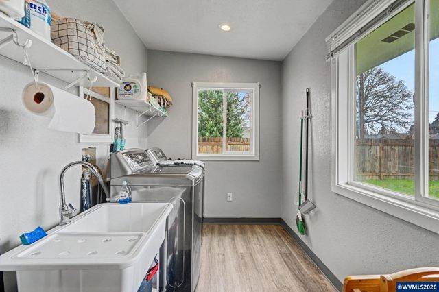 1180 Shady Ln NE Ln, Keizer, OR 97303