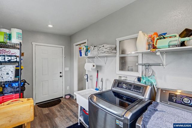 1180 Shady Ln NE Ln, Keizer, OR 97303