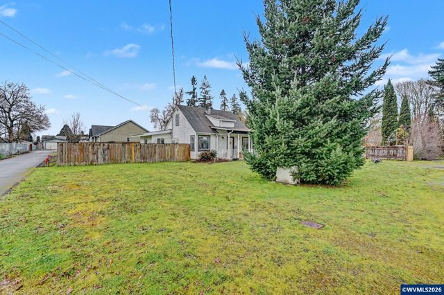 1180 Shady Ln NE Ln, Keizer, OR 97303