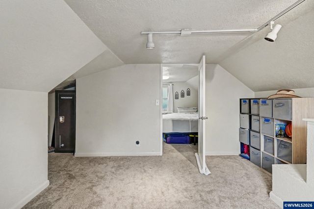 1180 Shady Ln NE Ln, Keizer, OR 97303