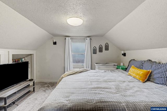 1180 Shady Ln NE Ln, Keizer, OR 97303