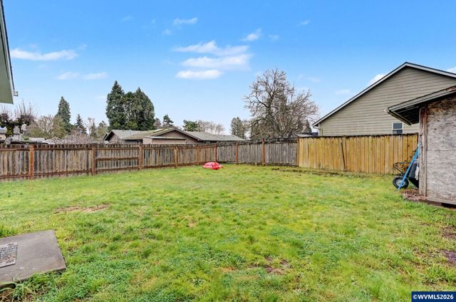 1180 Shady Ln NE Ln, Keizer, OR 97303