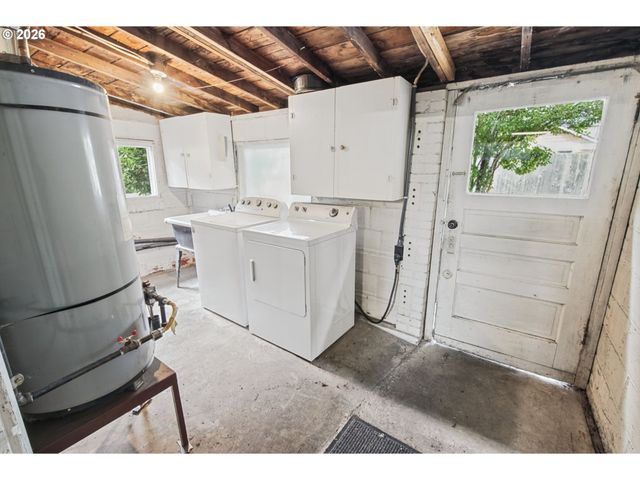 545 Se GOODNIGHT Ave, Corvallis, OR 97333