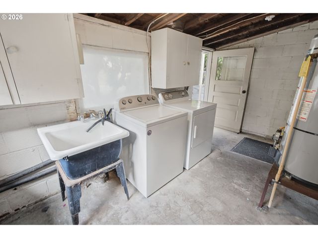545 Se GOODNIGHT Ave, Corvallis, OR 97333