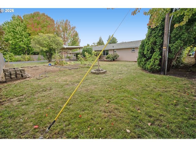 545 Se GOODNIGHT Ave, Corvallis, OR 97333