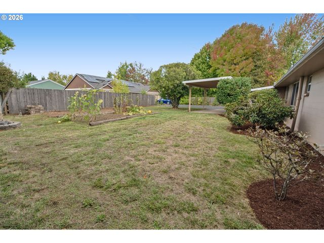 545 Se GOODNIGHT Ave, Corvallis, OR 97333