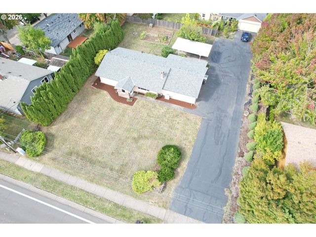 545 Se GOODNIGHT Ave, Corvallis, OR 97333