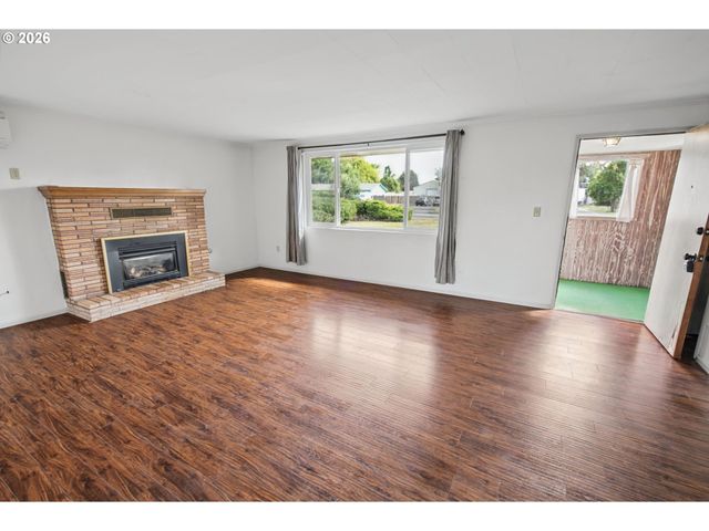 545 Se GOODNIGHT Ave, Corvallis, OR 97333