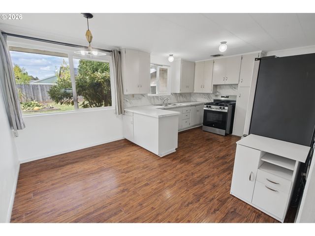 545 Se GOODNIGHT Ave, Corvallis, OR 97333