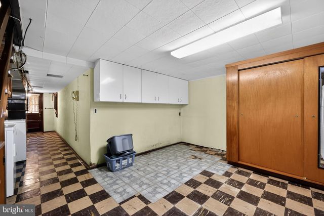 2237 S HARWOOD AVE, Upper Darby, PA 19082