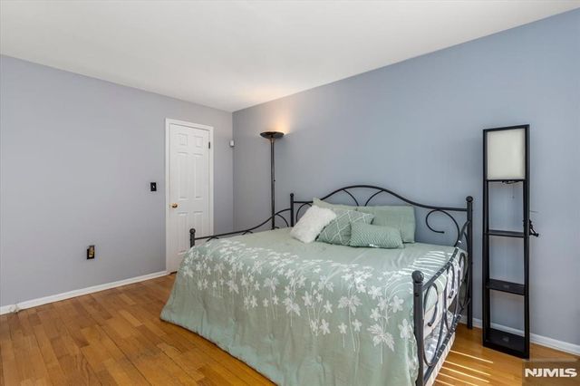 2 Crystal Lane 294, Paterson, NJ 07501