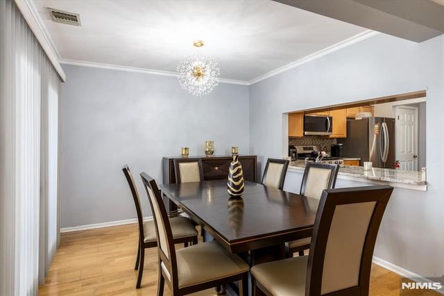 2 Crystal Lane 294, Paterson, NJ 07501