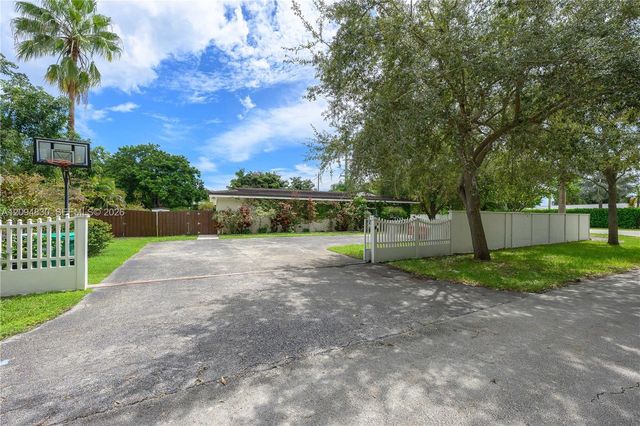 7985 SW 136th Street, Pinecrest, FL 33156
