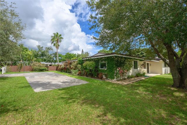 7985 SW 136th Street, Pinecrest, FL 33156