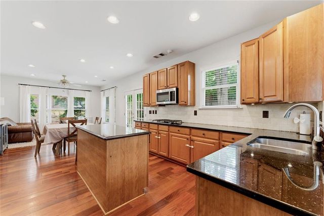 4917 Durley Lane SE, Smyrna, GA 30082