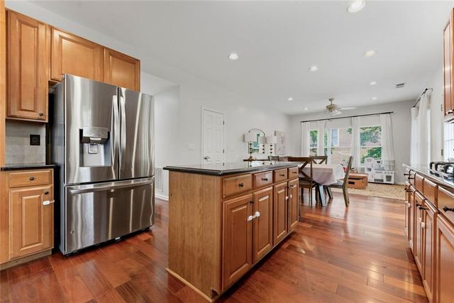 4917 Durley Lane SE, Smyrna, GA 30082