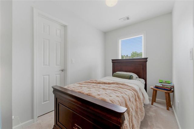 4917 Durley Lane SE, Smyrna, GA 30082