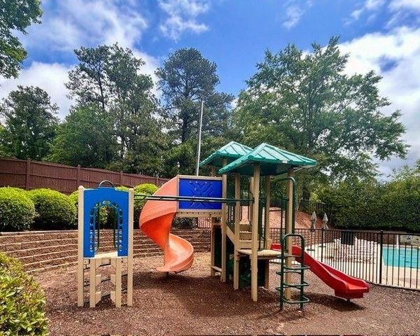 4917 Durley Lane SE, Smyrna, GA 30082