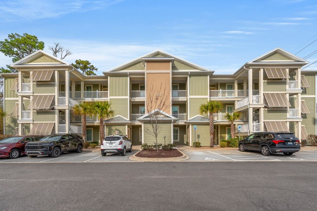 144 Puffin Dr Unit 3D, Pawleys Island, SC 29585