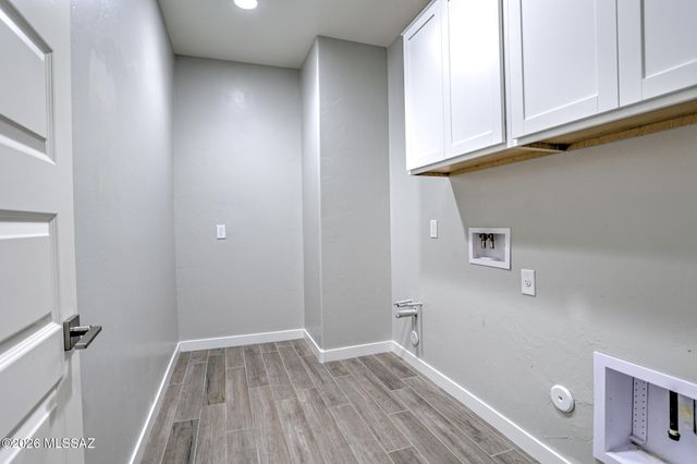 11839 N Silver Village Place, Oro Valley, AZ 85737