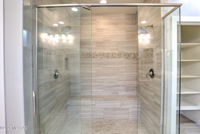 11839 N Silver Village Place, Oro Valley, AZ 85737