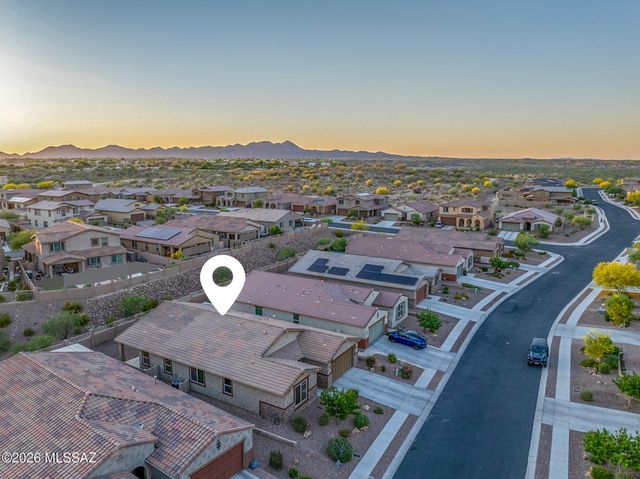 11839 N Silver Village Place, Oro Valley, AZ 85737