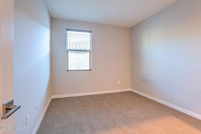 11839 N Silver Village Place, Oro Valley, AZ 85737