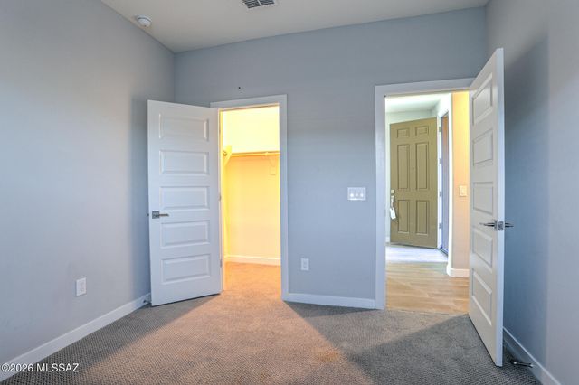 11839 N Silver Village Place, Oro Valley, AZ 85737