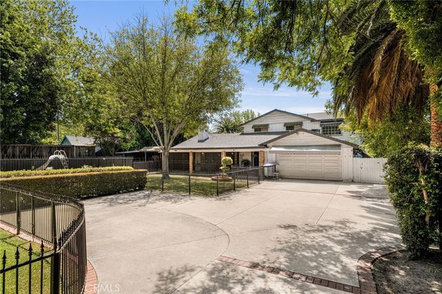 440 W Main Street, Tustin, CA 92780