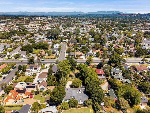 440 W Main Street, Tustin, CA 92780