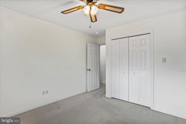 2419 MCCLEARY DR, Chambersburg, PA 17201