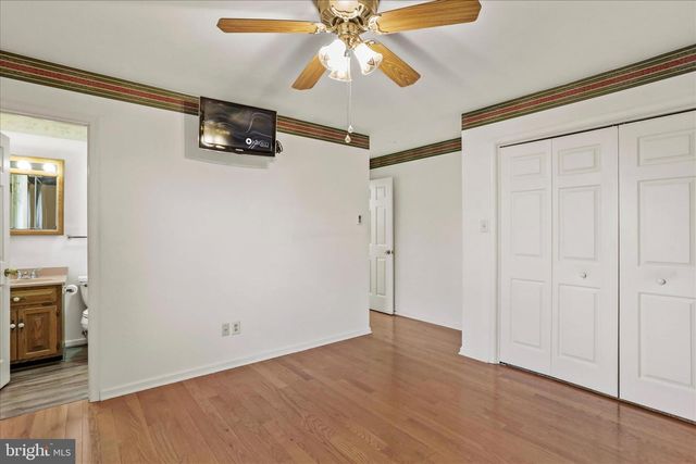 2419 MCCLEARY DR, Chambersburg, PA 17201