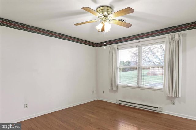 2419 MCCLEARY DR, Chambersburg, PA 17201