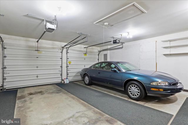 2419 MCCLEARY DR, Chambersburg, PA 17201