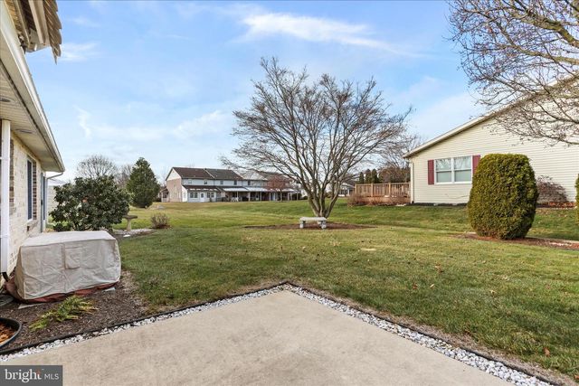 2419 MCCLEARY DR, Chambersburg, PA 17201