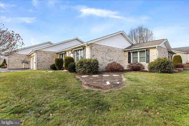 2419 MCCLEARY DR, Chambersburg, PA 17201