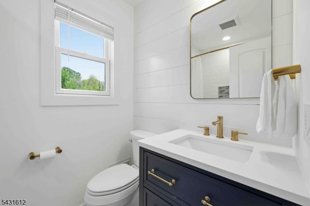 207 Mooney Rd, Roxbury Twp., NJ 07836
