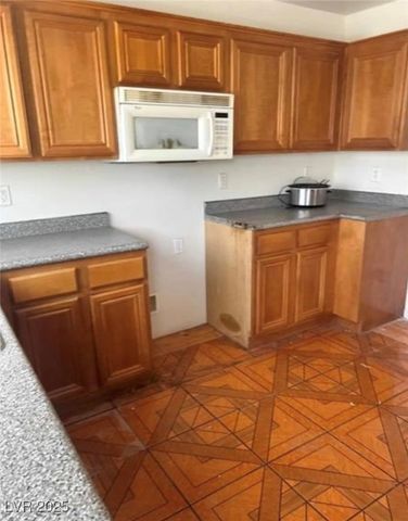 5607 West Dewey Drive, Las Vegas, NV 89118