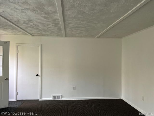 4335 Territorial Road, Rochester, MI 48306